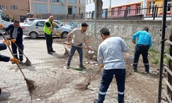 Kütahya Meydan Mahallesi'nde temizlik çalışması