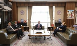 Kütahya Valisi Işın’dan Kızılay heyetine kabul