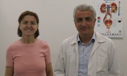 Kanser hastasına kendi bağırsağından mesane yapıldı