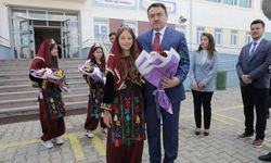 Kütahya Valisi Işın, İngilizce Koridoru açılışına katıldı