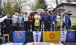 Kütahya’da 1 Mayıs kutlandı, halaylar çekildi