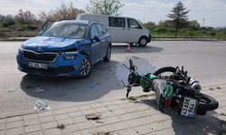 Kütahya’da otomobille motosiklet çarpıştı, 2 yaralı