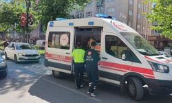 Kütahya’da motosiklet yaya geçidinde otomobile çarptı
