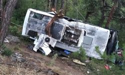 İzmir’de işçi servisi devrildi: 22 yaralı