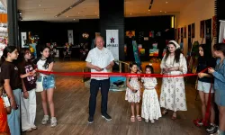 İzmirli öğrencilerin resimleri sergiyle buluştu