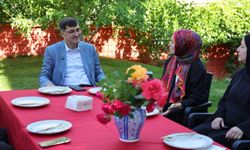 Kütahya Belediye Başkanı'ndan özel eğitim merkezine ziyaret