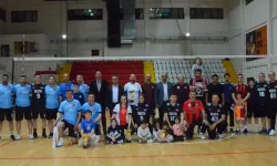 Kütahya Tavşanlı’da kurumlar arası voleybol turnuvası