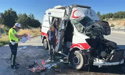 Kütahya'da ambulans kazası, ölü ve yaralılar var