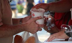 Kütahya’da bin kişiye aşure ikramı yapıldı
