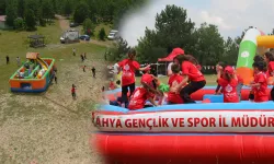 Kütahya’da öğrenciler piknikte eğlendi, harçlıkları verildi