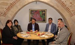 Kütahya'da Sanat Gecesi’nde kültür ve sanat konuşuldu