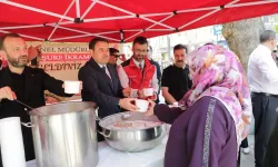 Kütahya’da vatandaşlara aşure ikram edildi