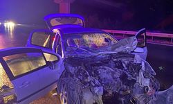 Aydın'da kamyona çarpan otomobilde 1 kişi hayatını kaybetti
