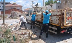 Kütahya'da Ağaçköy Mahallesi'nde sokaklar temizlendi
