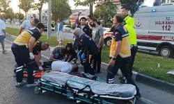 Kütahya’da motosiklet yayaya çarptı, 3 yaralı