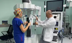 Uyku apnesi robotik cerrahiyle tedavi ediliyor