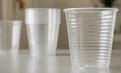 Plastik bardaklardaki çizgilerin sırrı ortaya çıktı