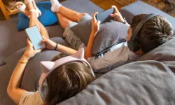 Çocuklarda ekran kullanımı kabızlık riskini artırıyor