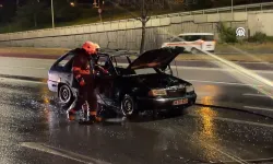 Eskişehir'de seyir halindeki otomobil alev aldı Sürücü yaralandı