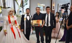 Kütahya’da düğünde damada “antika” hediye