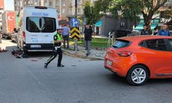 Kütahya’da elektrikli bisiklet minibüsün altına girdi