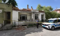 Kütahya’da yüksekten düşen çocuk yaralandı