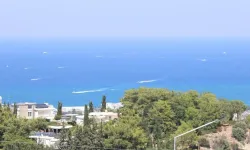 KKTC'DE feribot alabora oldu