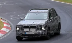 Yeni BMW X7 casus kameralara yakalandı: V8 motoru koruyor