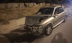Afyonkarahisar’da iki otomobil çarpıştı: 8 yaralı