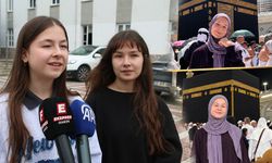 Kütahya’da ikiz kız kardeşler, Umre deneyimini anlattı