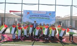 Kütahya'da uçurtmalar Gazze'li çocuklar için uçuruldu