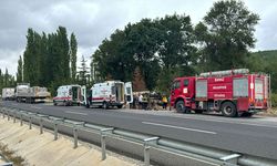 Uşak’ta kamyonet iki kardeşe çarptı: 3 ağır yaralı