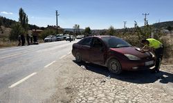 Kütahya’da otomobille motosiklet çarpıştı, ölü ve yaralılar var