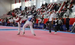 Kütahya’da Tekvando Cumhuriyet Kupası gerçekleştirildi