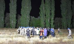 Selde mahsur kalan 13 kişi kurtarıldı, 1 kişinin cesedi bulundu