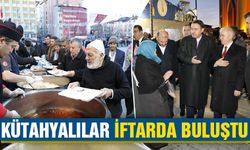 Kütahya’da Vali Işın, vatandaşlarla iftarda buluştu 