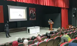 Kütahya’da üniversite öğrencilerine bağımlılık anlatıldı 