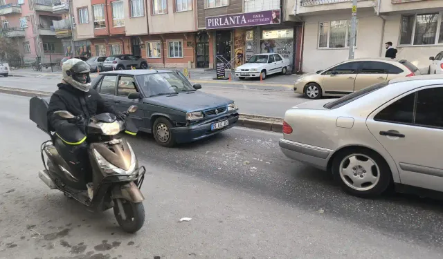 Kütahya’da pikniğe giden iki otomobil çarpıştı, 1 yaralı