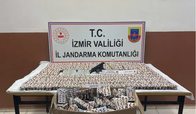 İzmir’de operasyon: 26 bin sentetik ecza ele geçirildi