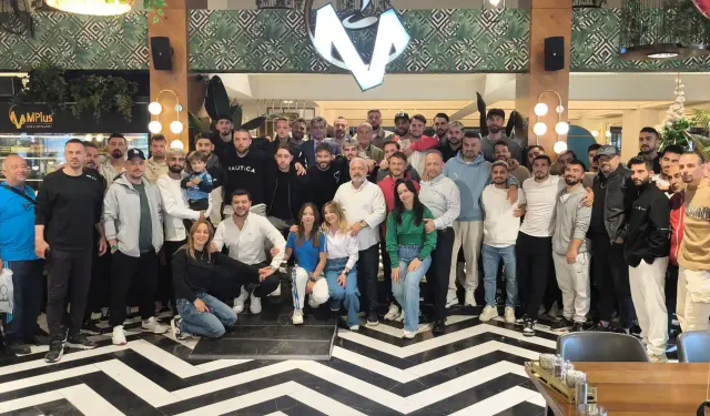 Belediye Kütahyaspor, Düzcespor maçı öncesi moral yemeğinde