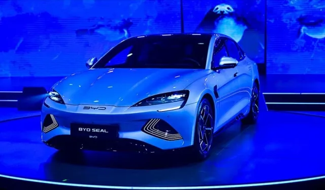 BYD, ultra hızlı şarj özelliğiyle dikkat çeken Han L ve Tang L modellerini tanıttı