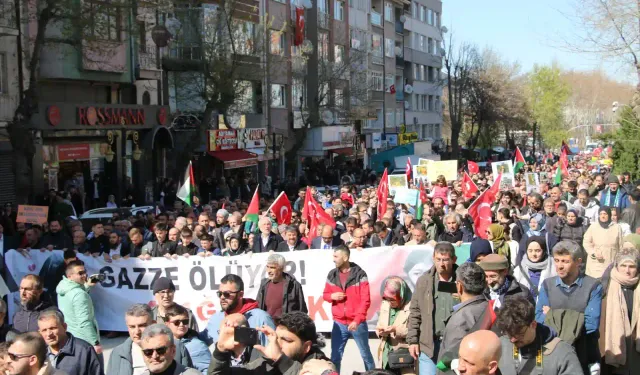 Kütahya’da binlerce vatandaş, Filistin ve Gazze için yürüdü