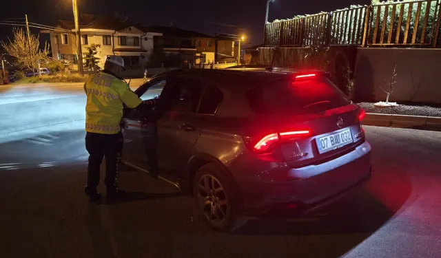 Kütahya’da polisten alkollü sürücü denetimi