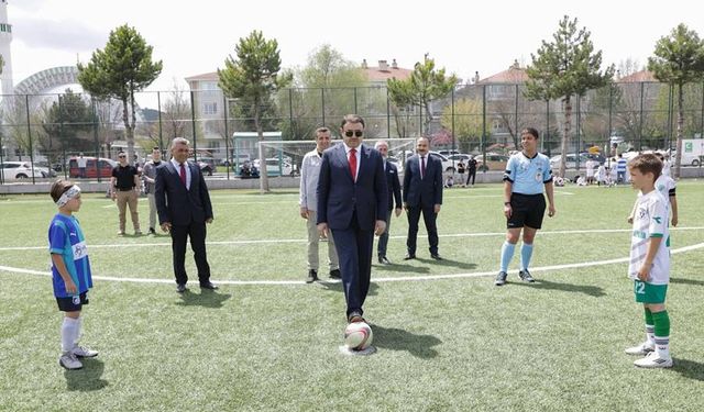 Kütahya’da U10 23 Nisan Çocuk Futbol Turnuvası başladı