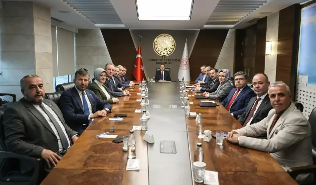 Kütahya’nın sanayi talepleri Bakan Kacır’a iletildi