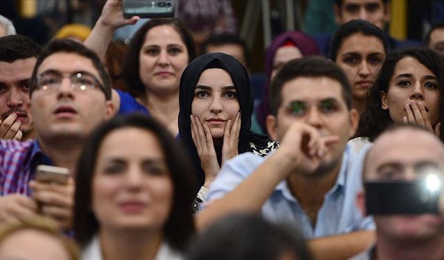 MEB 15 bin sözleşmeli öğretmen ataması takvimini açıkladı