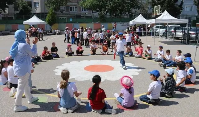 Çocuklar oyuncu okul projesiyle hem eğleniyor hem öğreniyor
