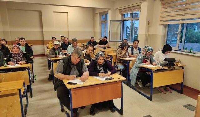 Kütahya Simav'da sürü yönetimi eğitimi: 104 saatlik kurs tamamlandı