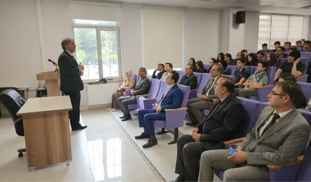 Kütahya’da fen liseleri ile bilim konuşuldu