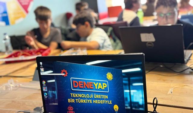 Kütahya’da genç zihinler projelerini sergiledi